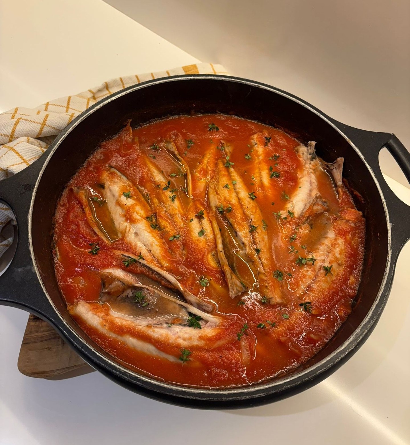 Verat en salsa de tomàquet 